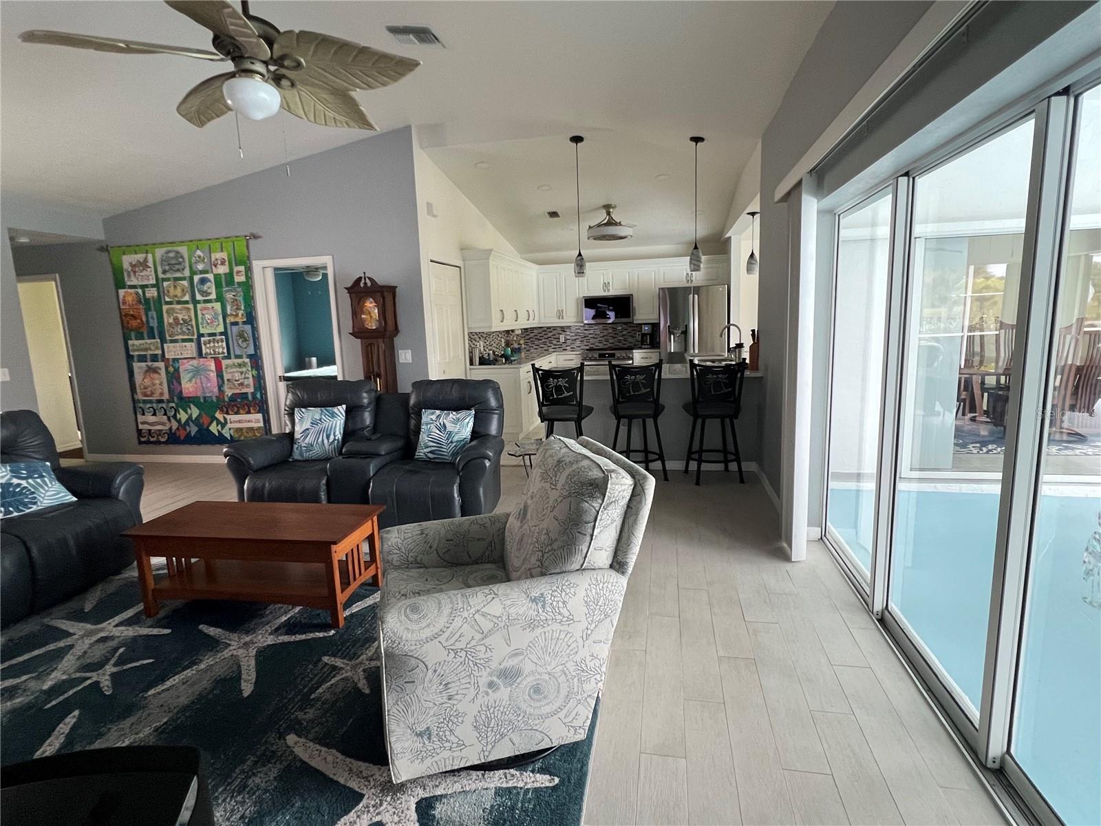 123 KINGS DR, ROTONDA WEST, FL, 33947
