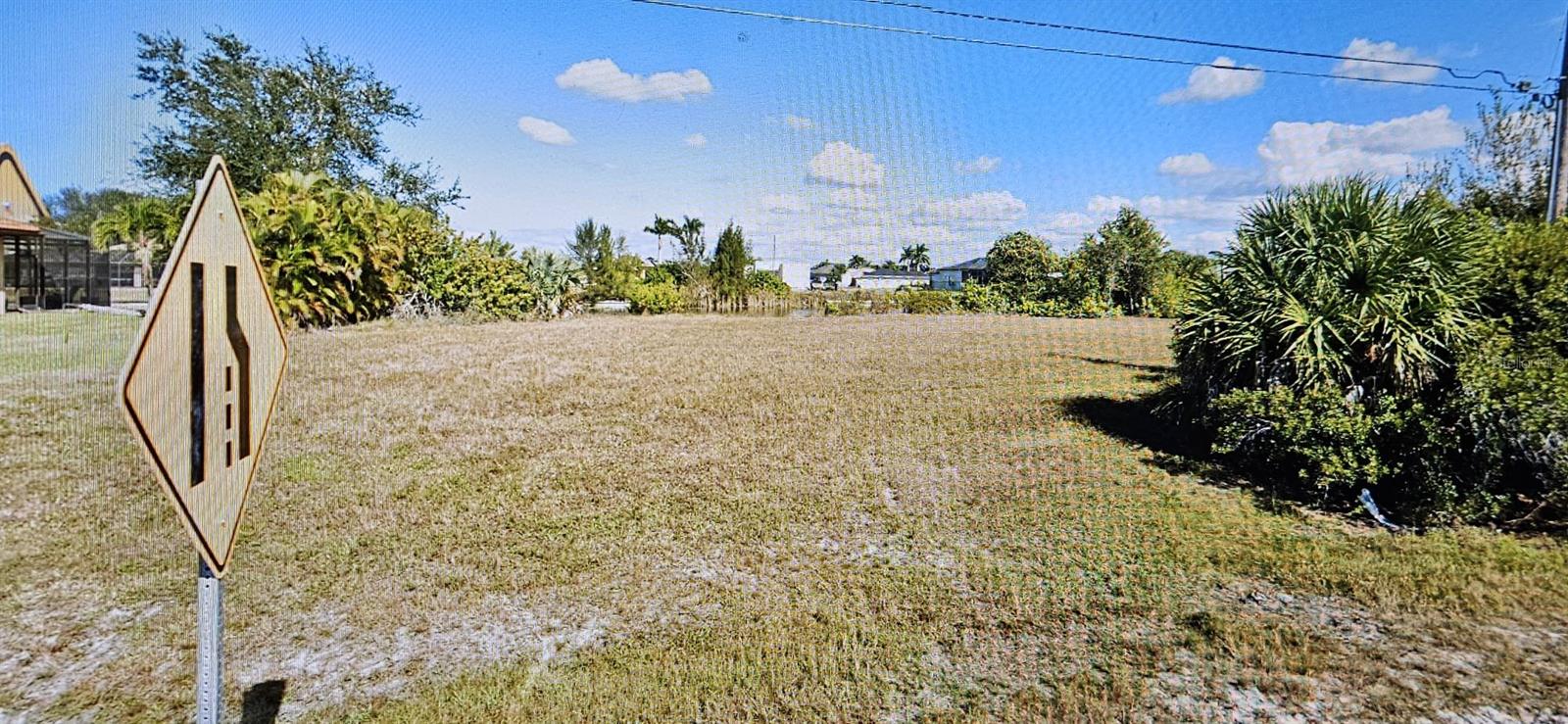 2915 DIPLOMAT PKWY W, CAPE CORAL, FL, 33993