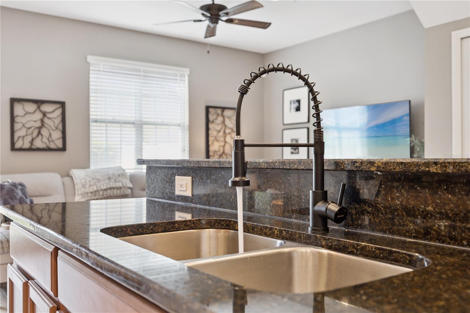 7964 EDGEWOOD FOREST DR, ORLANDO, FL, 32827
