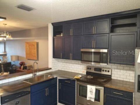 6367 BAYSIDE KEY DR, TAMPA, FL, 33615