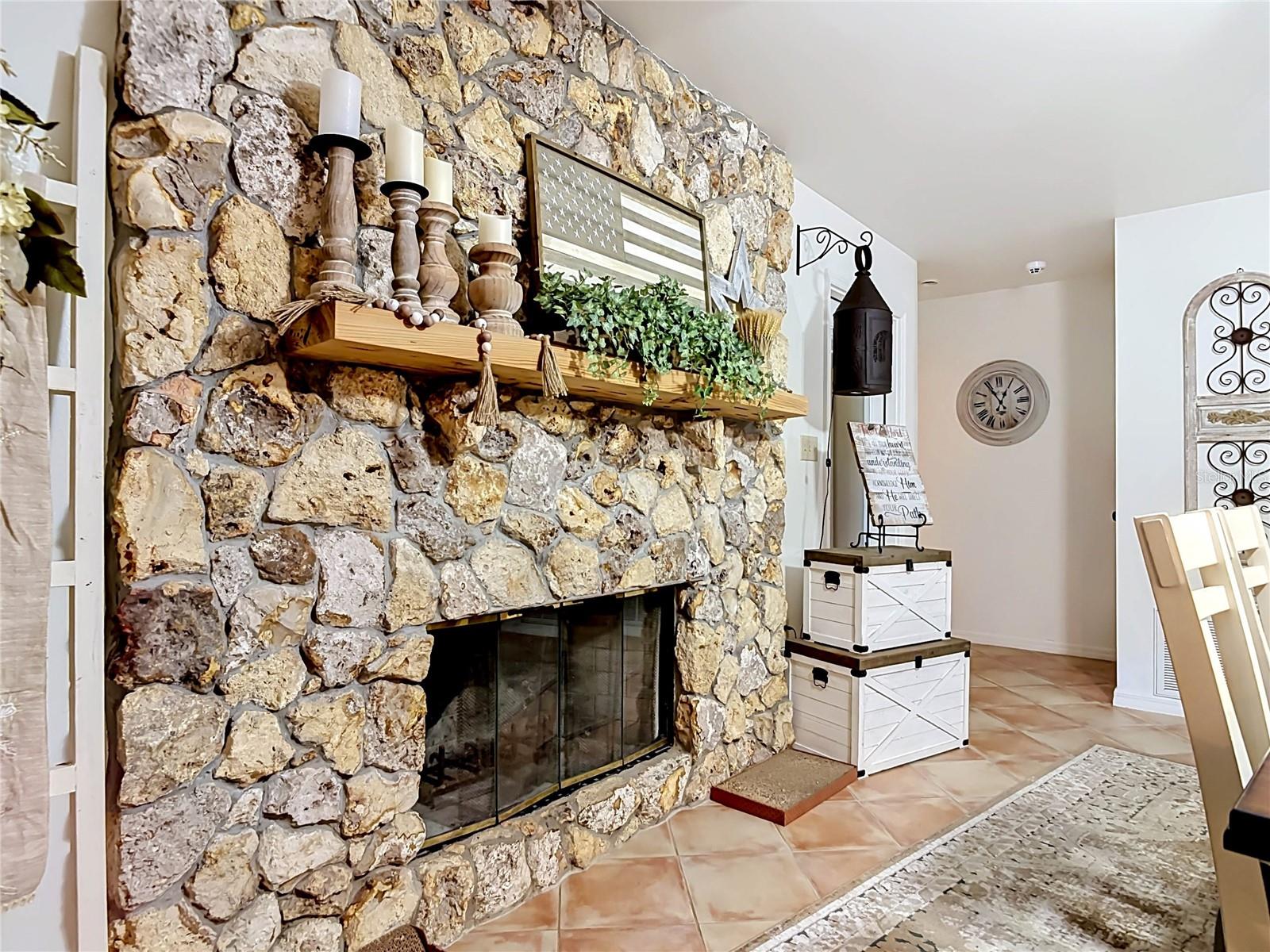 1395 MAYTOWN RD, OSTEEN, FL, 32764