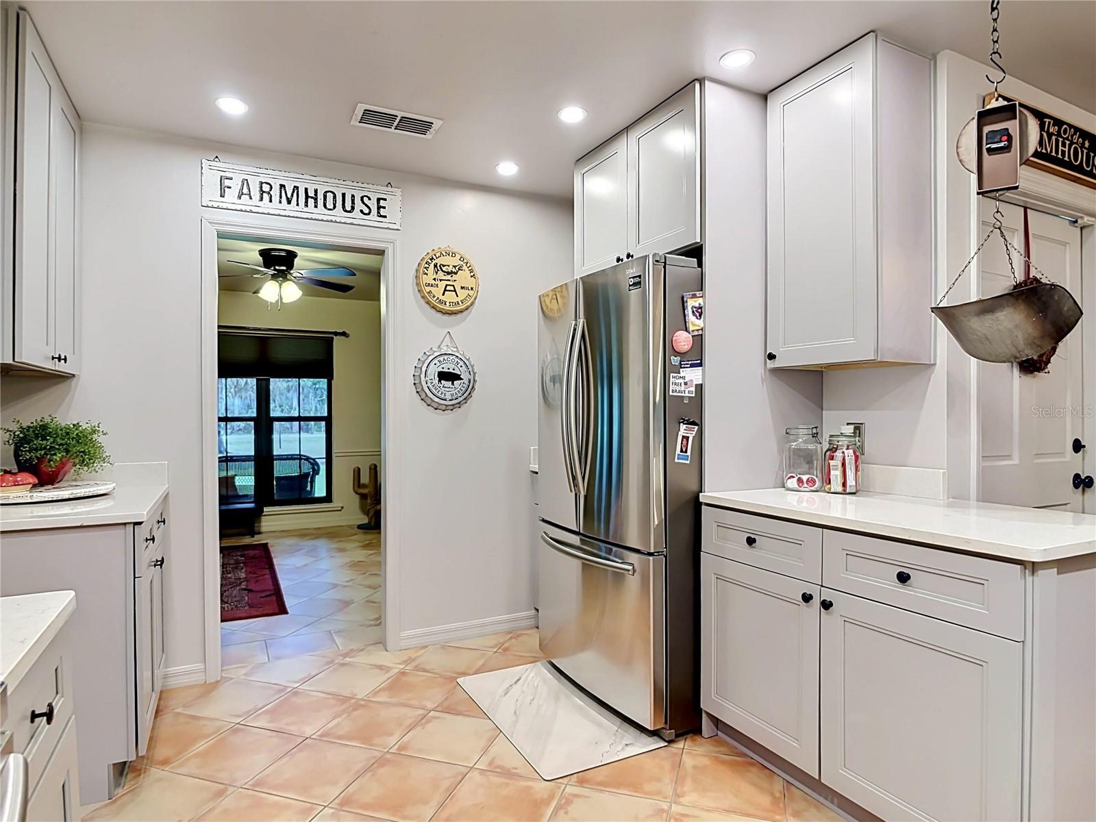 1395 MAYTOWN RD, OSTEEN, FL, 32764