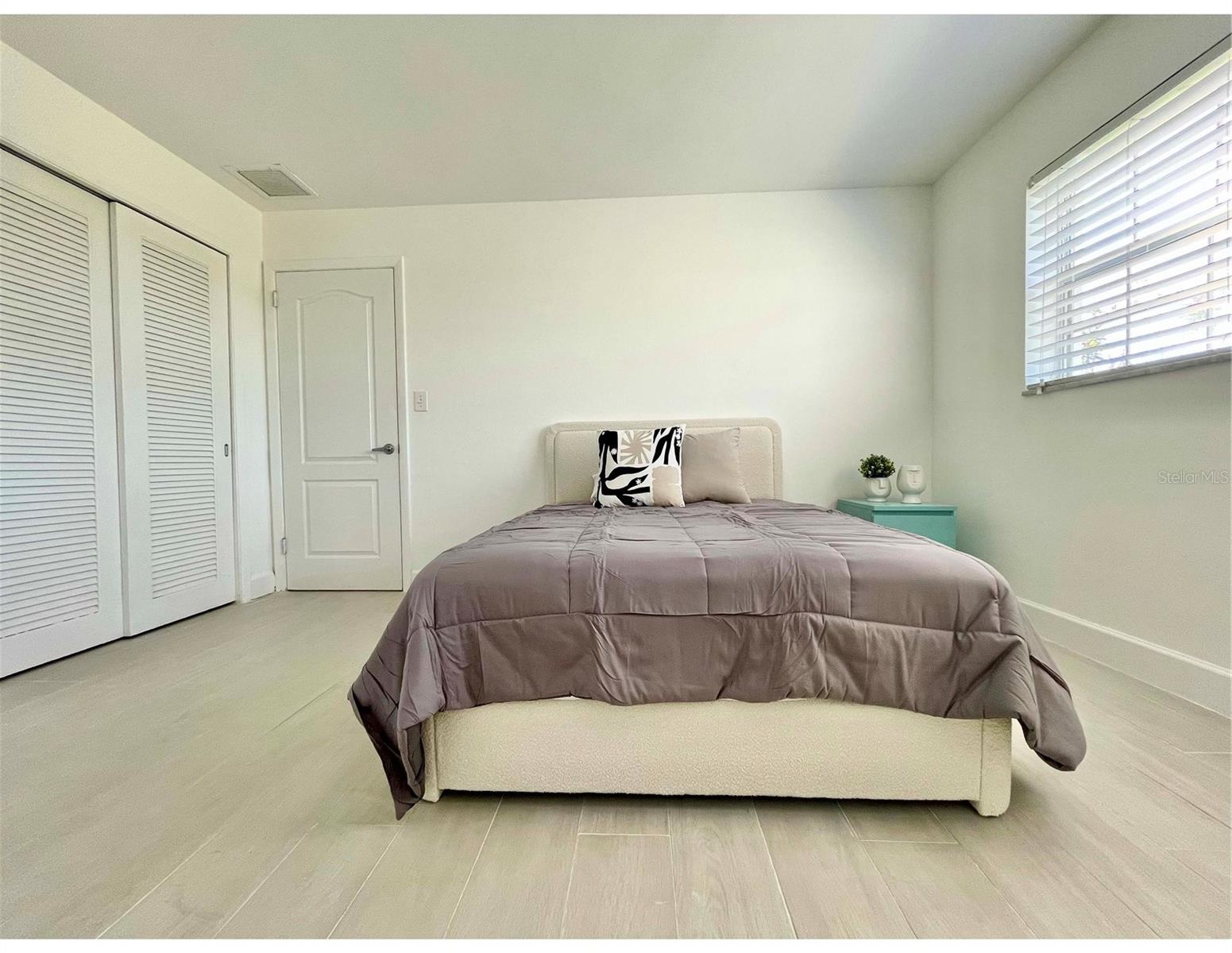 1772 INLET DR, NORTH FORT MYERS, FL, 33903