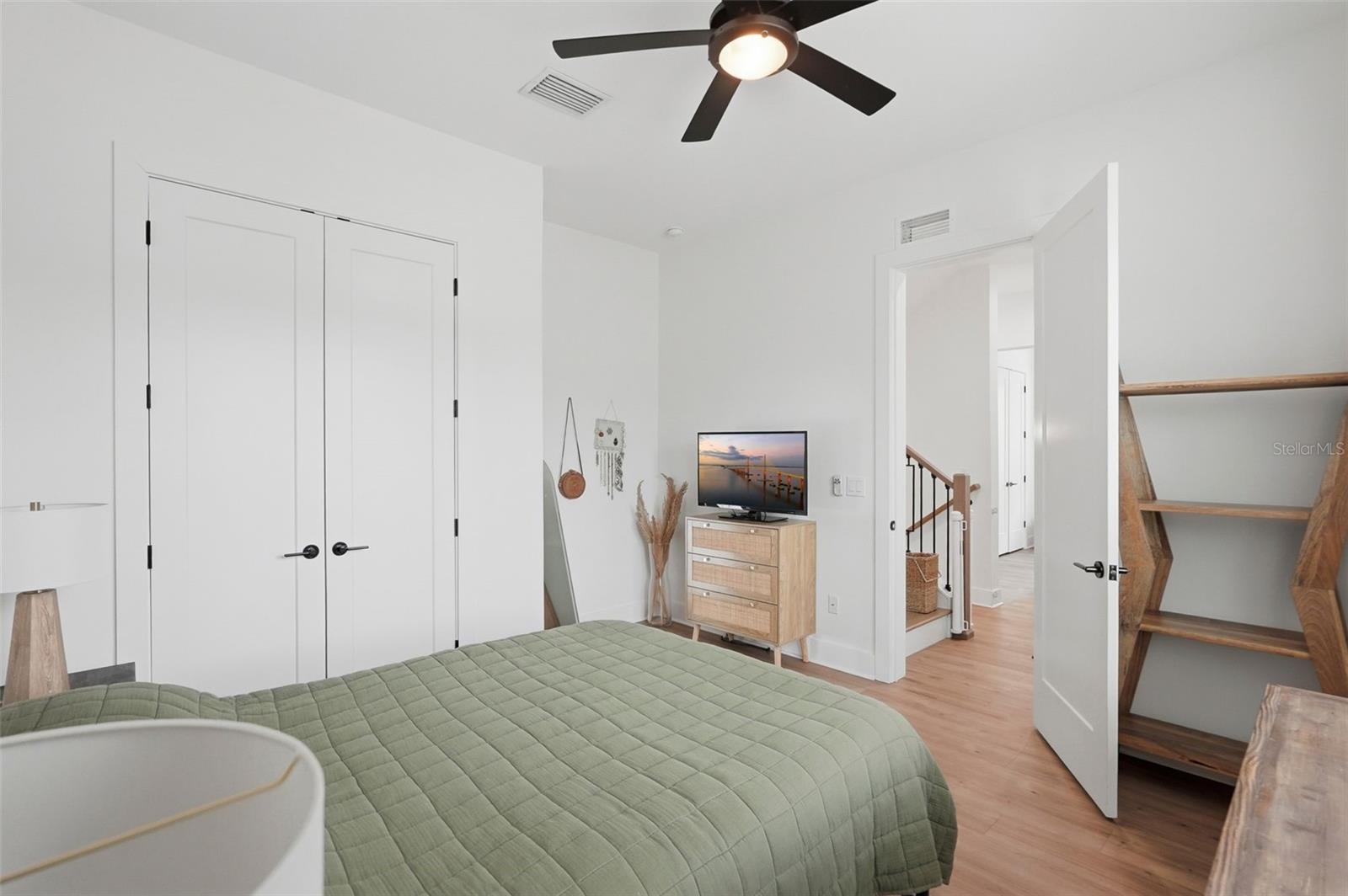 1727 MARYLAND AVE NE, ST PETERSBURG, FL, 33703