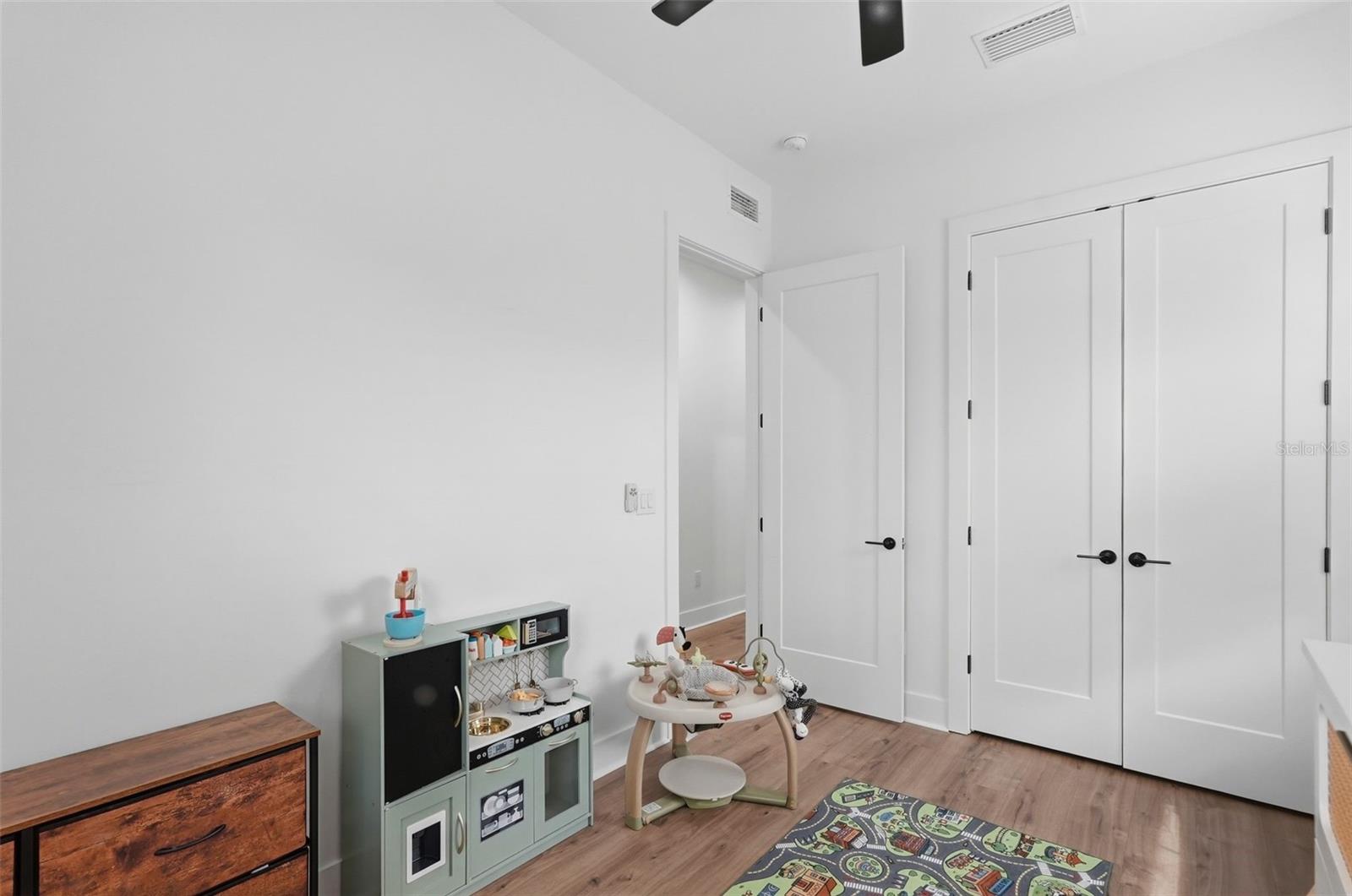 1727 MARYLAND AVE NE, ST PETERSBURG, FL, 33703