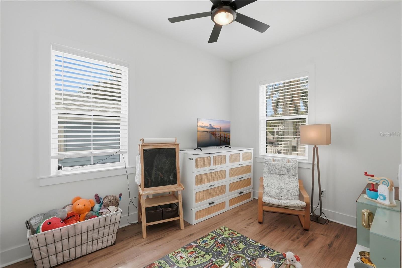 1727 MARYLAND AVE NE, ST PETERSBURG, FL, 33703