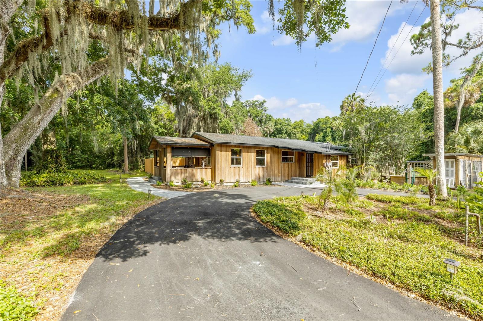 233 W ARIEL RD, EDGEWATER, FL, 32141