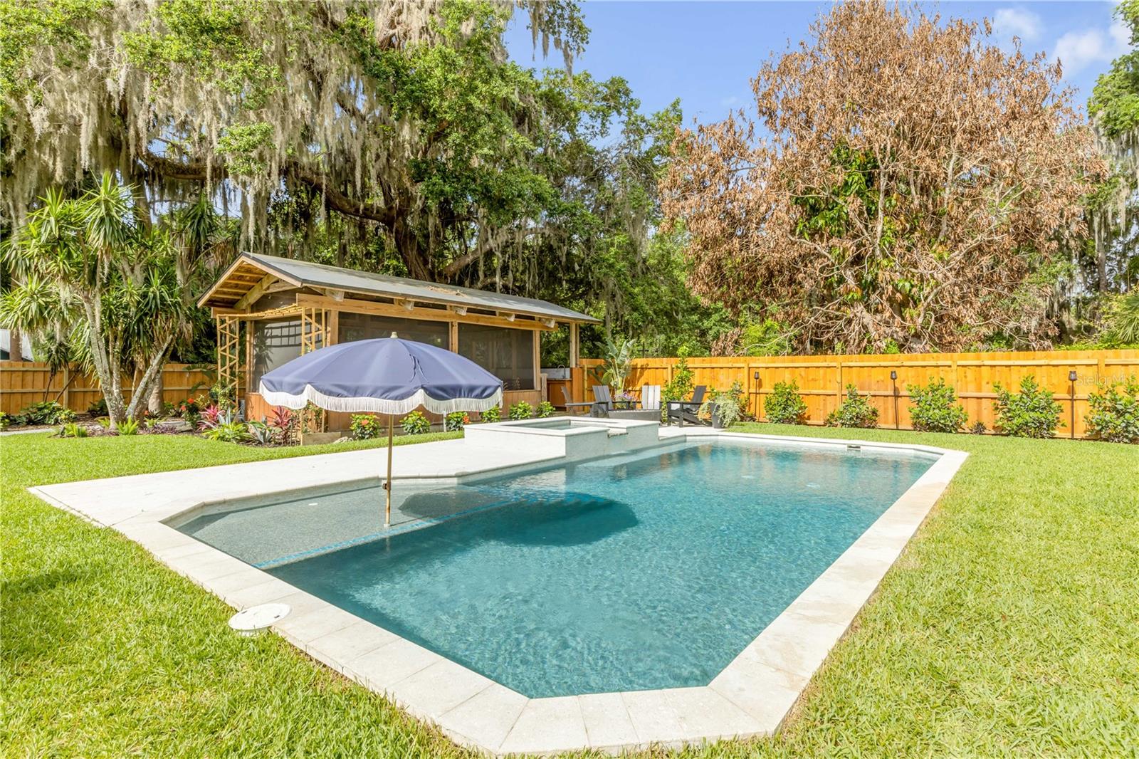 233 W ARIEL RD, EDGEWATER, FL, 32141