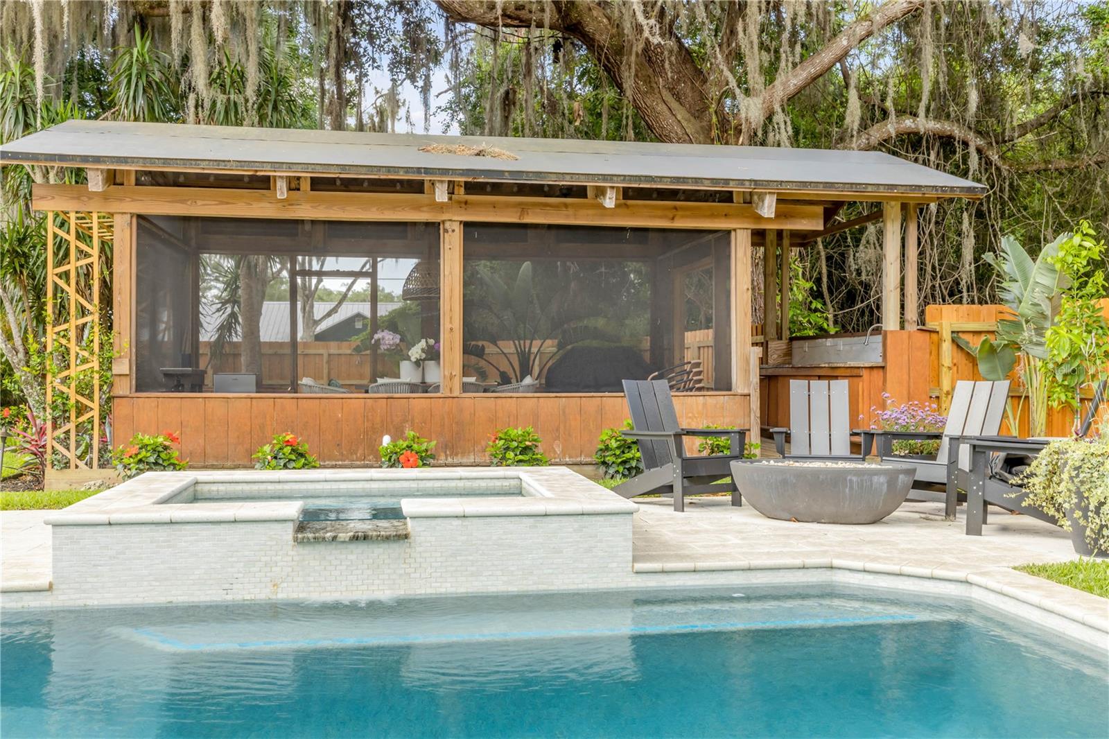 233 W ARIEL RD, EDGEWATER, FL, 32141