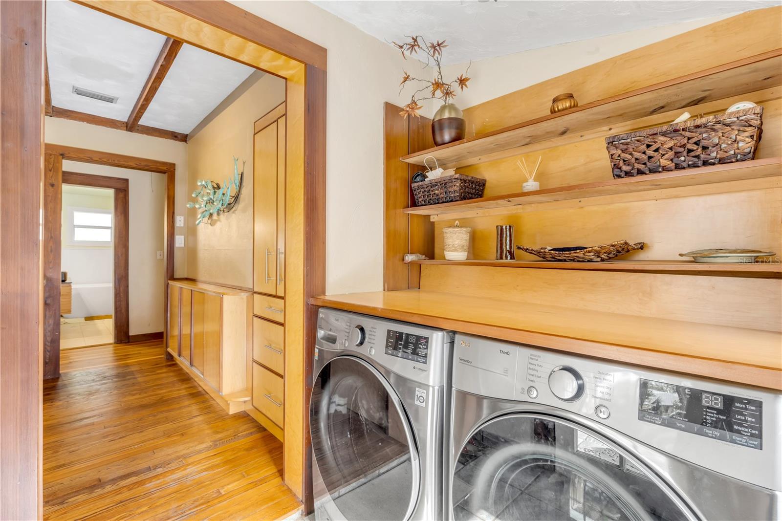 233 W ARIEL RD, EDGEWATER, FL, 32141