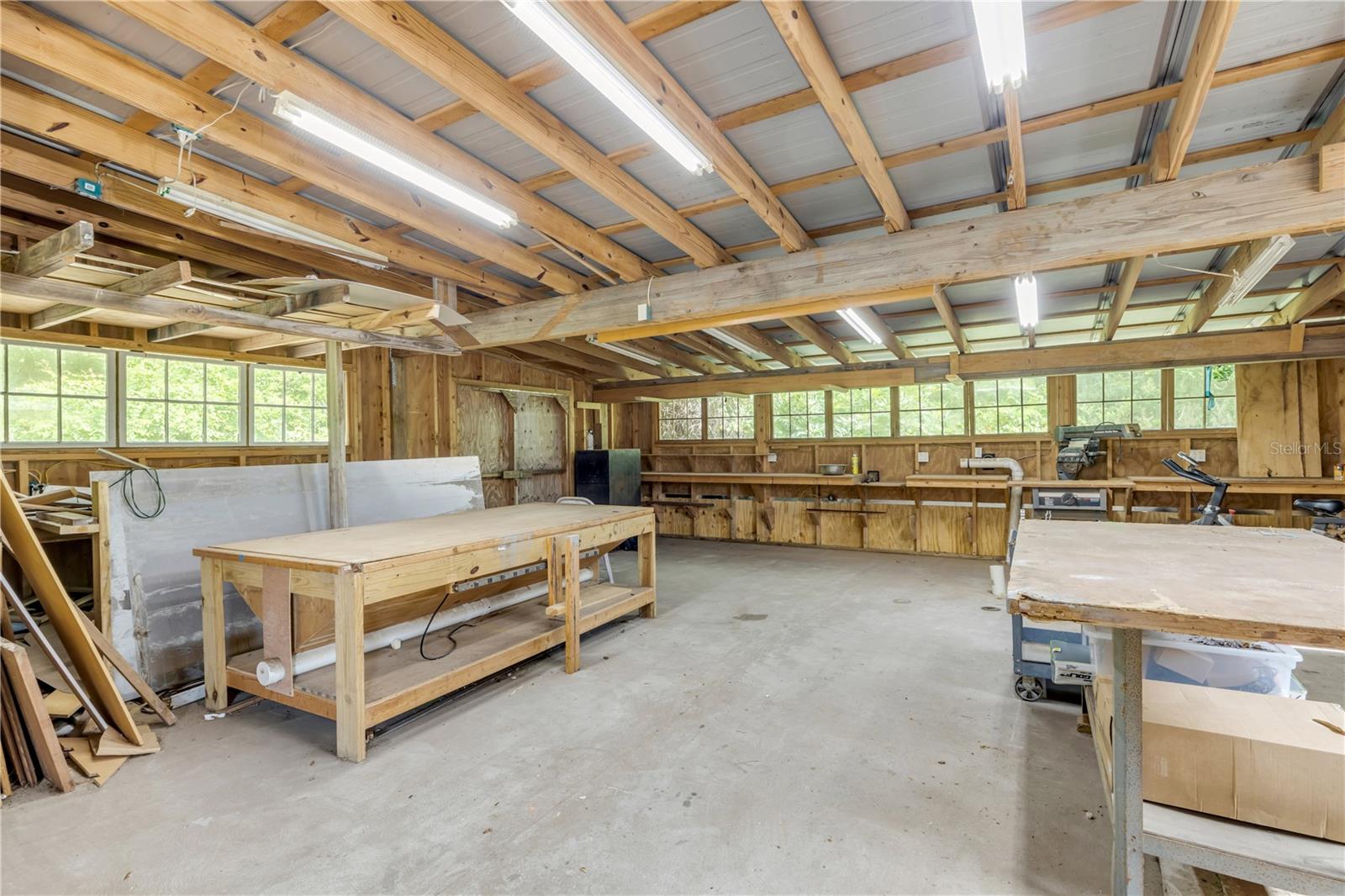 233 W ARIEL RD, EDGEWATER, FL, 32141