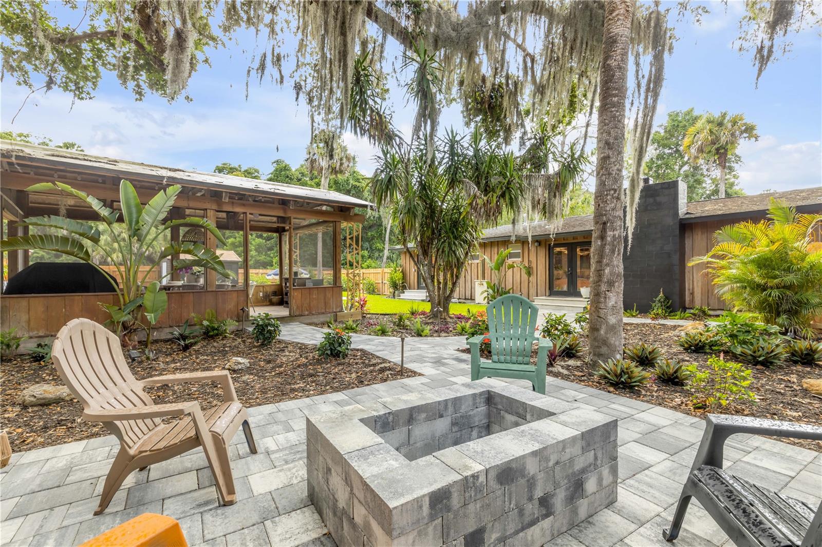 233 W ARIEL RD, EDGEWATER, FL, 32141