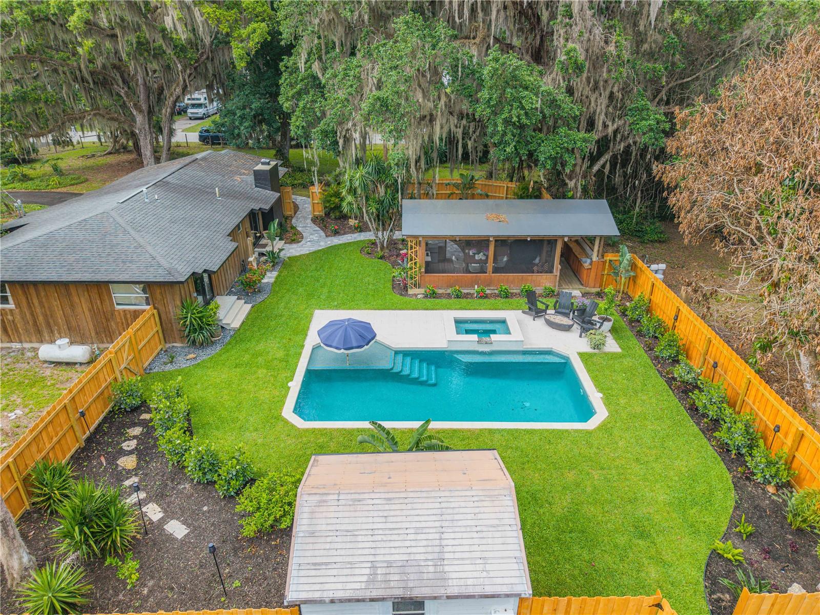 233 W ARIEL RD, EDGEWATER, FL, 32141