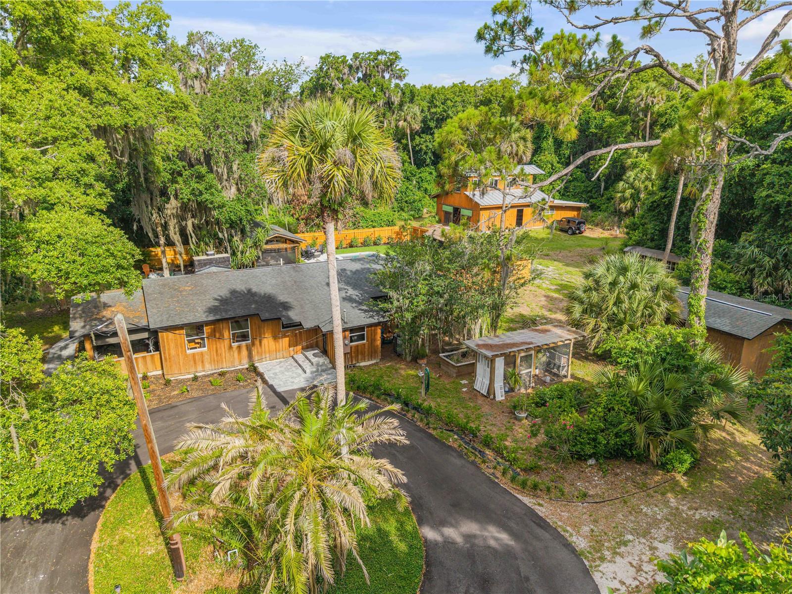 233 W ARIEL RD, EDGEWATER, FL, 32141