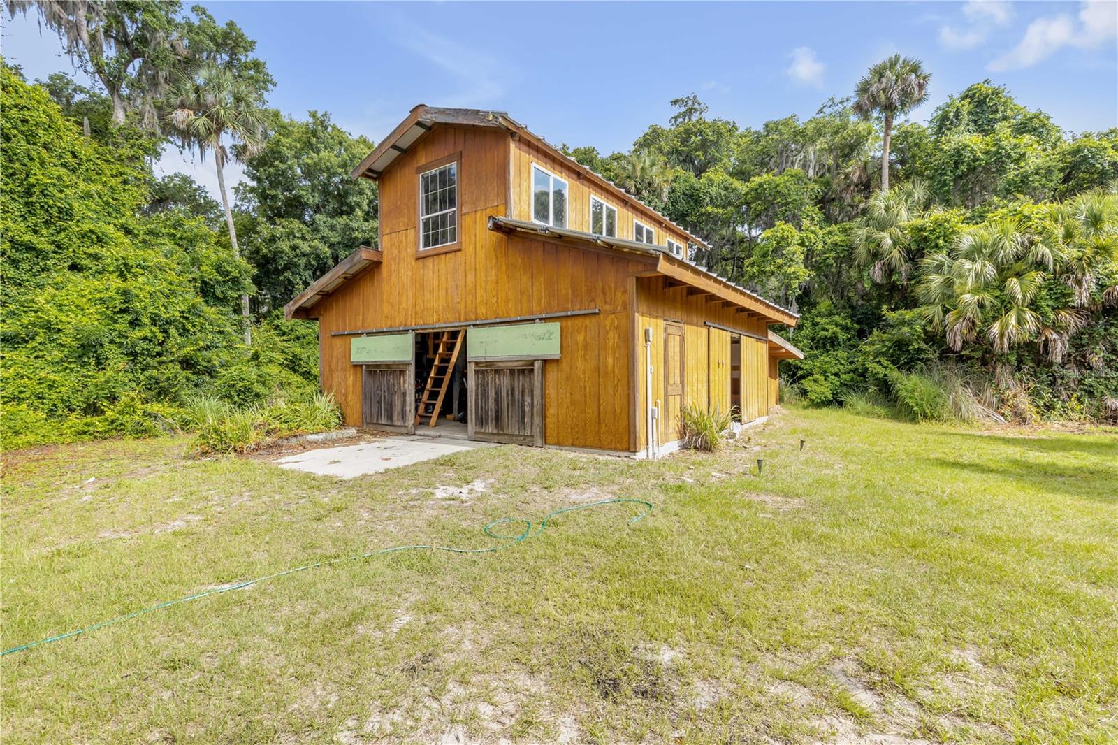 233 W ARIEL RD, EDGEWATER, FL, 32141
