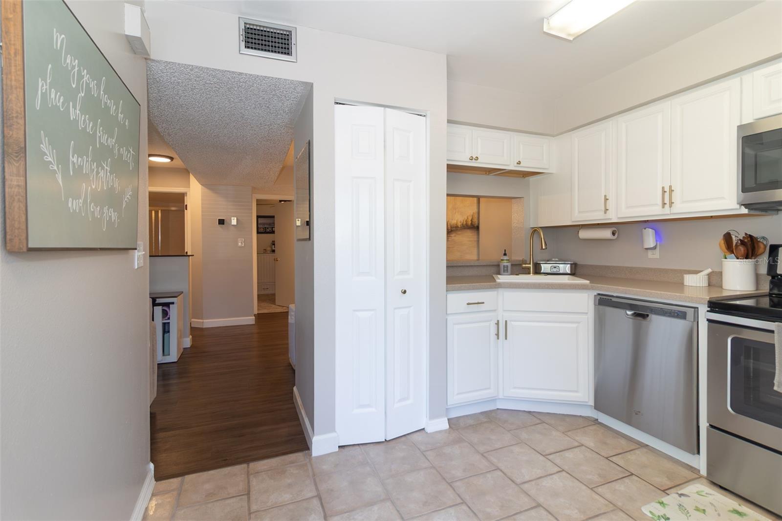 6916 STONES THROW CIR N #9102, ST PETERSBURG, FL, 33710