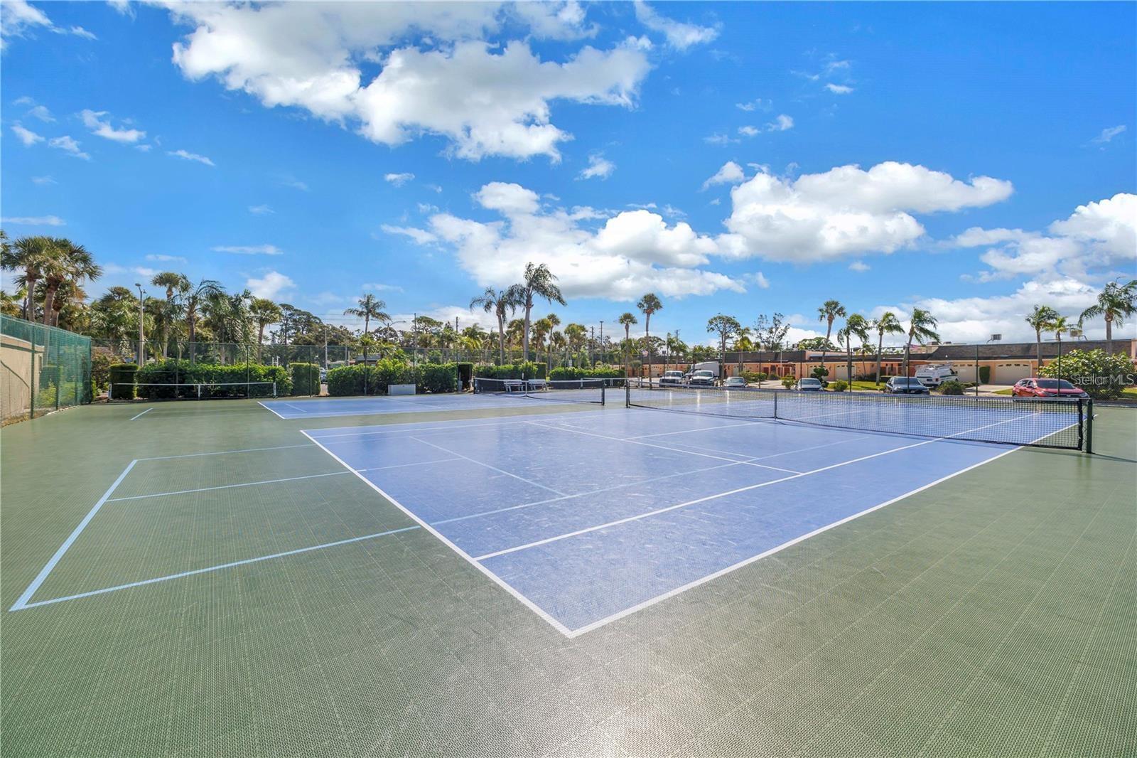 93 BOCA CIEGA POINT BLVD N #93, ST PETERSBURG, FL, 33708