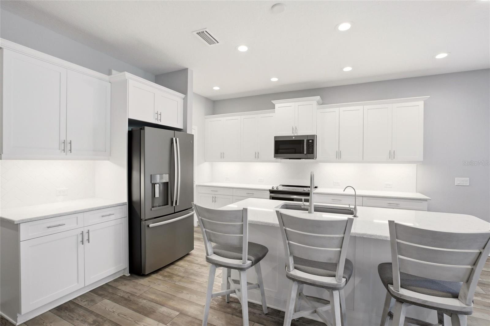 7545 RIDGELAKE CIR, BRADENTON, FL, 34203
