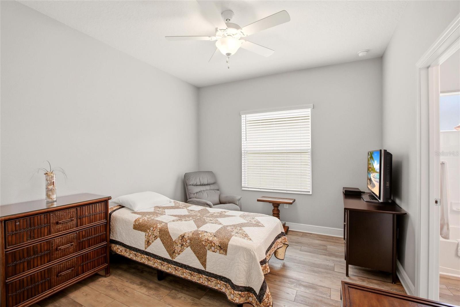 7545 RIDGELAKE CIR, BRADENTON, FL, 34203