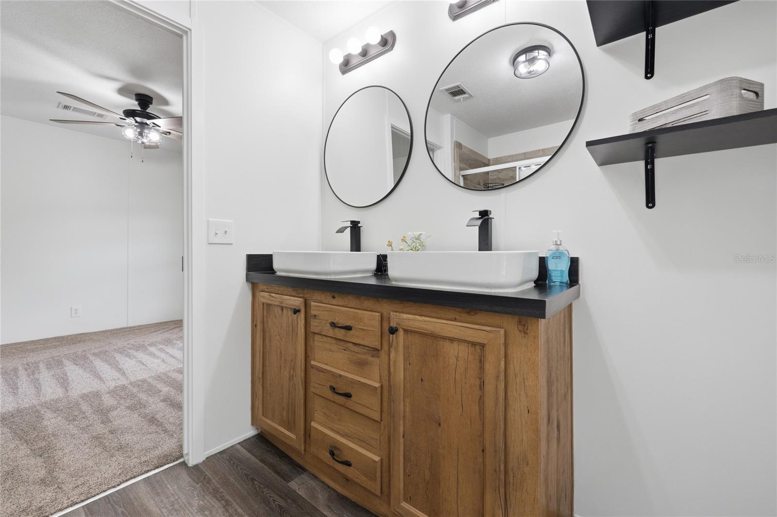 215 SW ALPINE PL, HIGH SPRINGS, FL, 32643