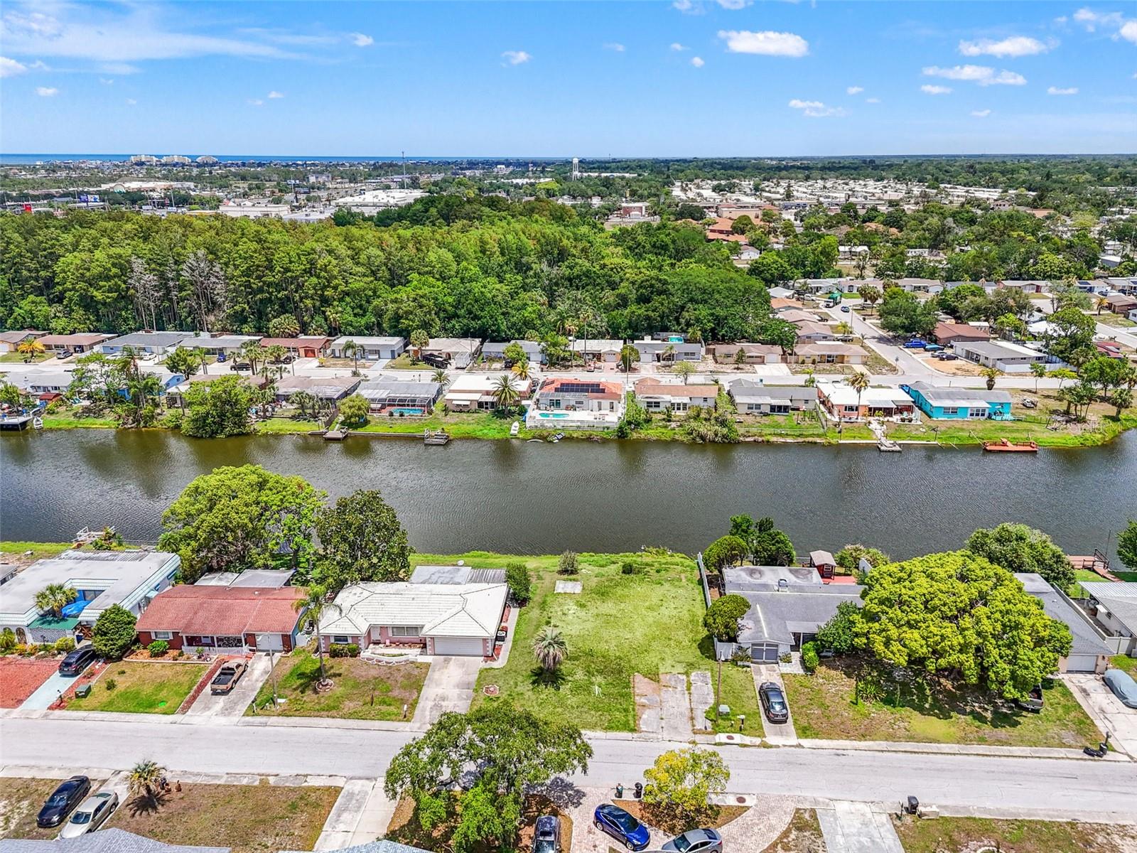 7211 ASHWOOD DR, PORT RICHEY, FL, 34668