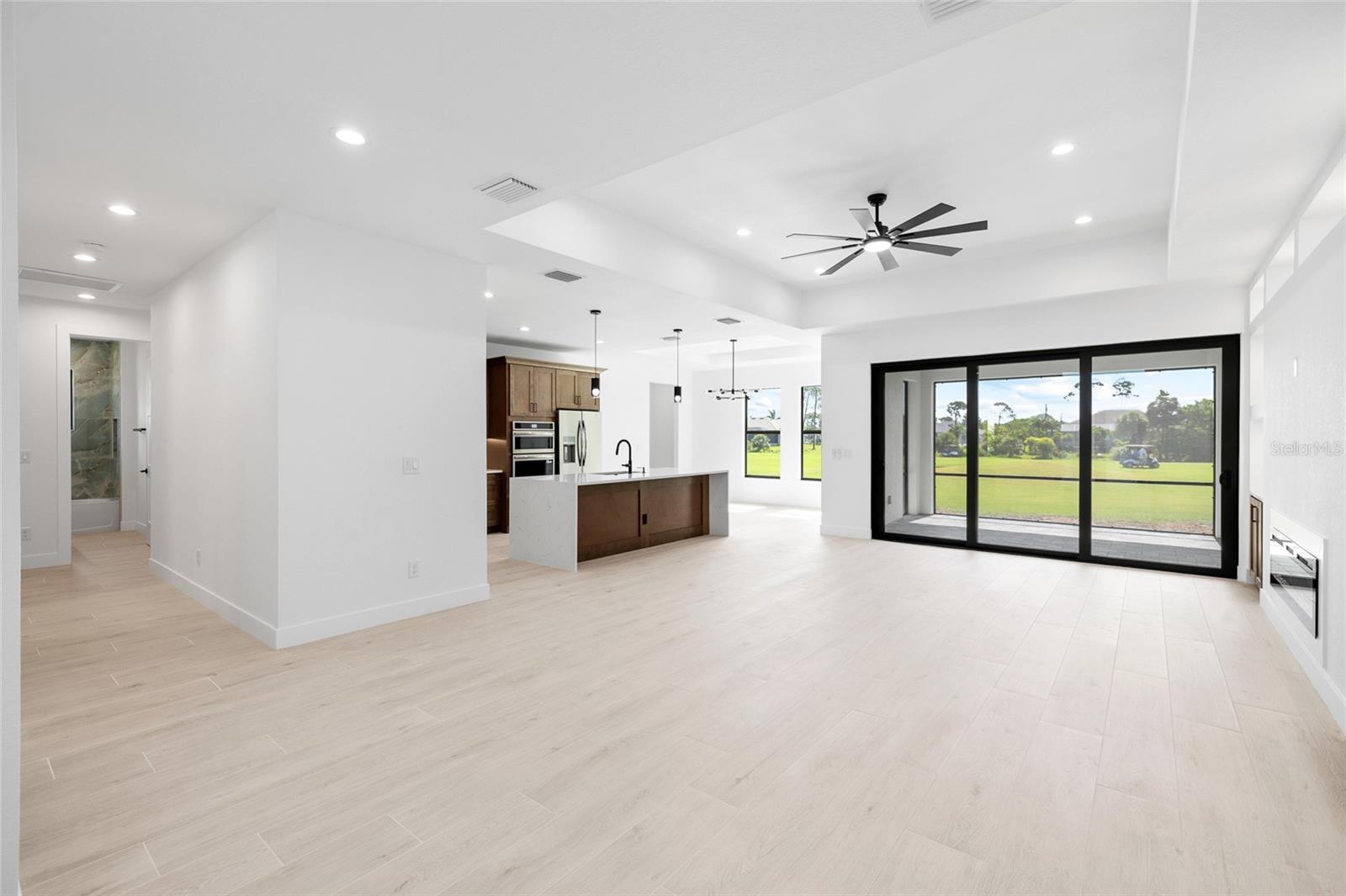 260 TOURNAMENT RD, ROTONDA WEST, FL, 33947