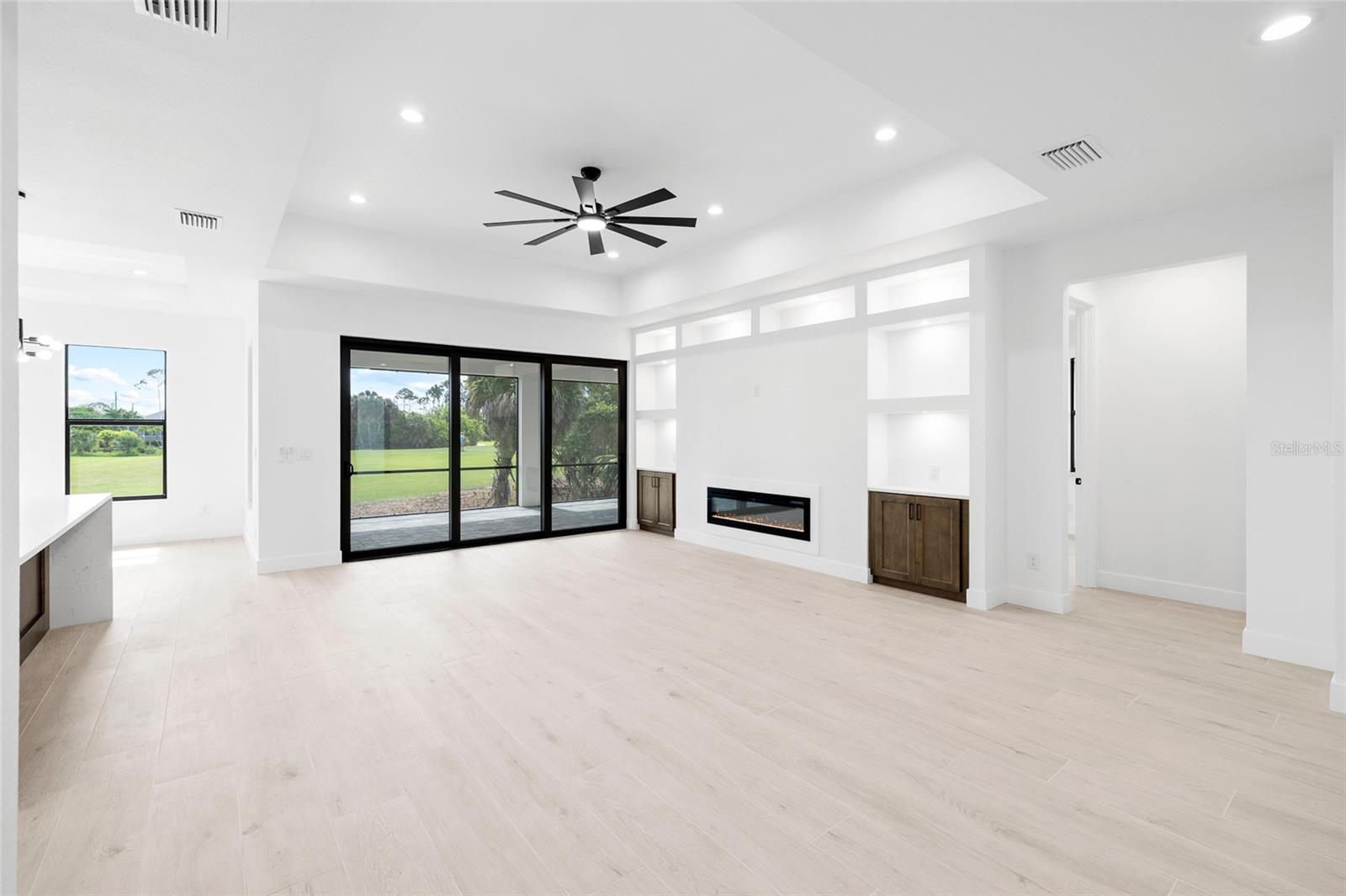 260 TOURNAMENT RD, ROTONDA WEST, FL, 33947