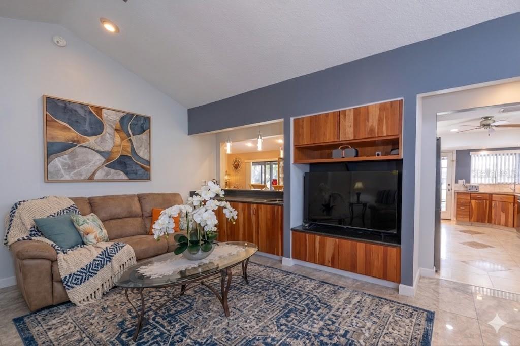 85 COLECHESTER LN, PALM COAST, FL, 32137