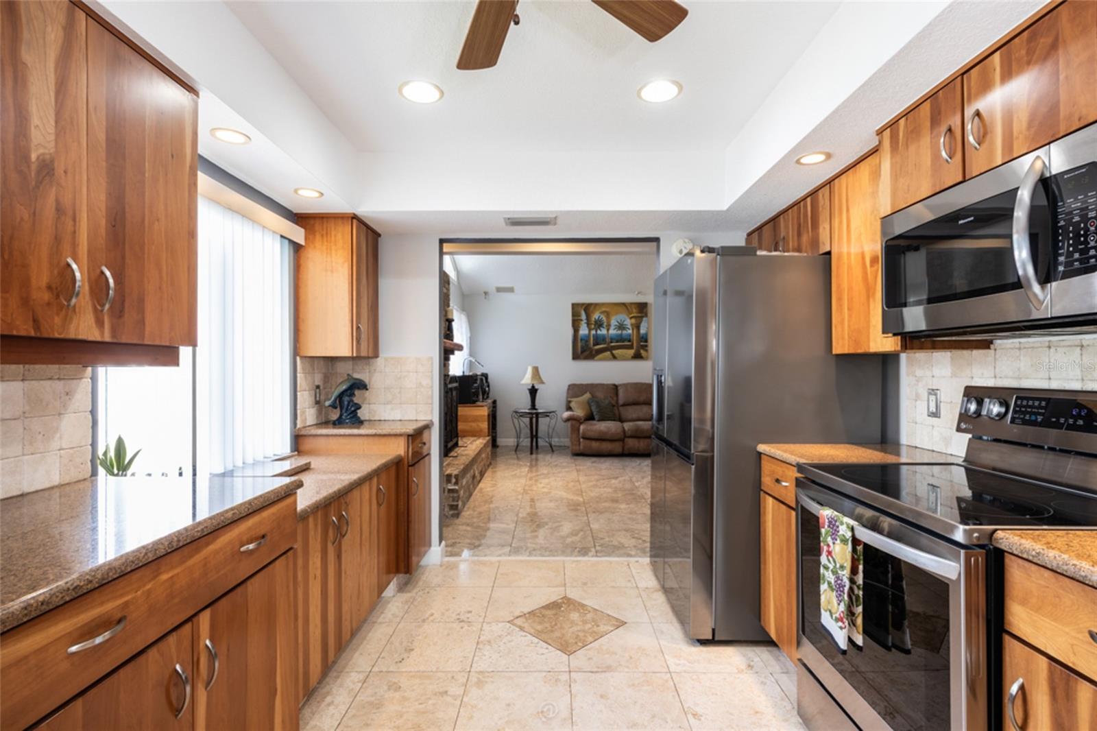 85 COLECHESTER LN, PALM COAST, FL, 32137