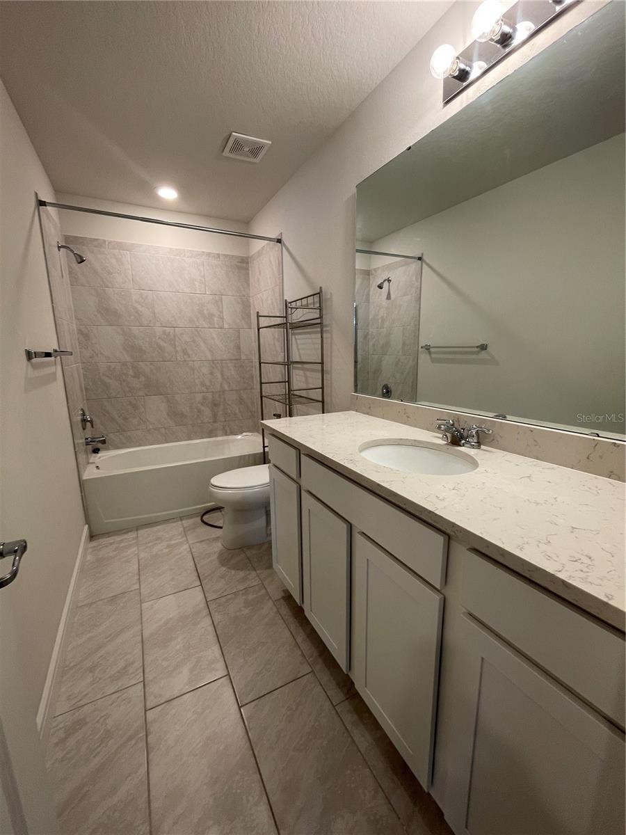 30555 THUNDERBIRD DR, WESLEY CHAPEL, FL, 33545