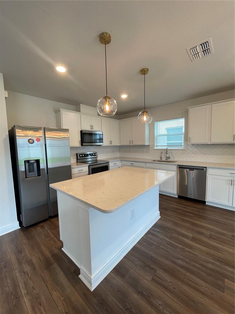 30555 THUNDERBIRD DR, WESLEY CHAPEL, FL, 33545