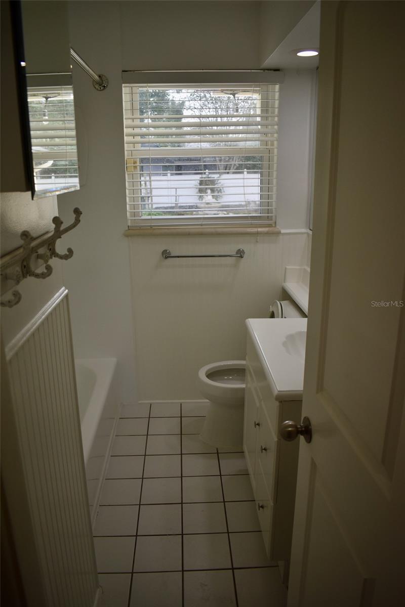 2200 E GORE ST, ORLANDO, FL, 32806