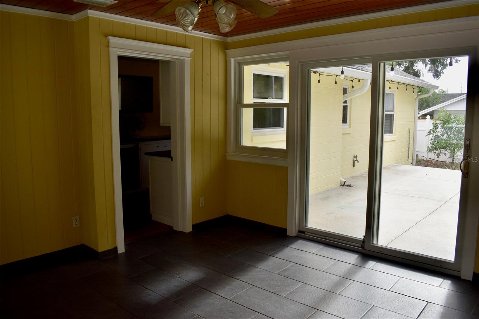 2200 E GORE ST, ORLANDO, FL, 32806