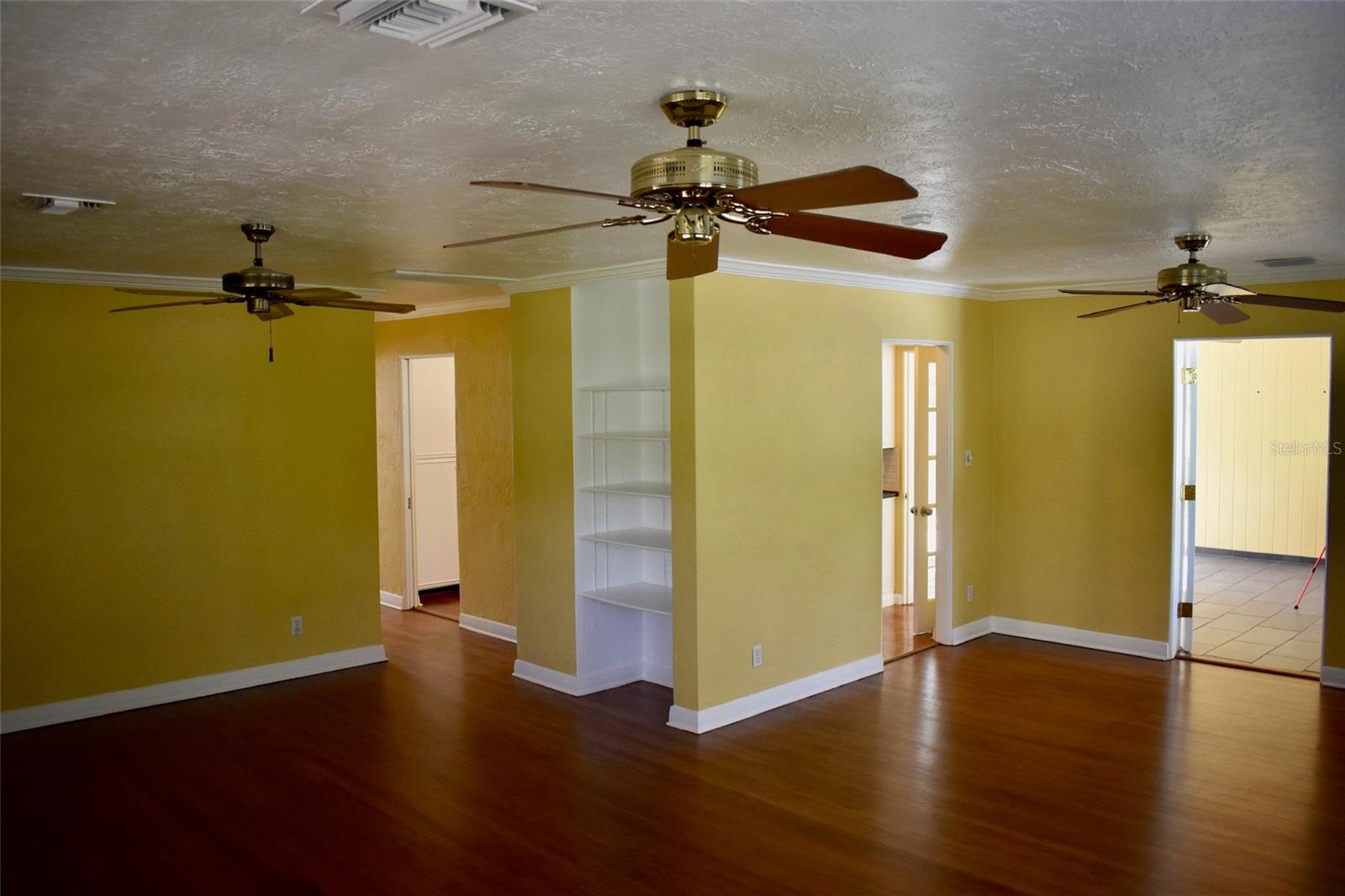 2200 E GORE ST, ORLANDO, FL, 32806
