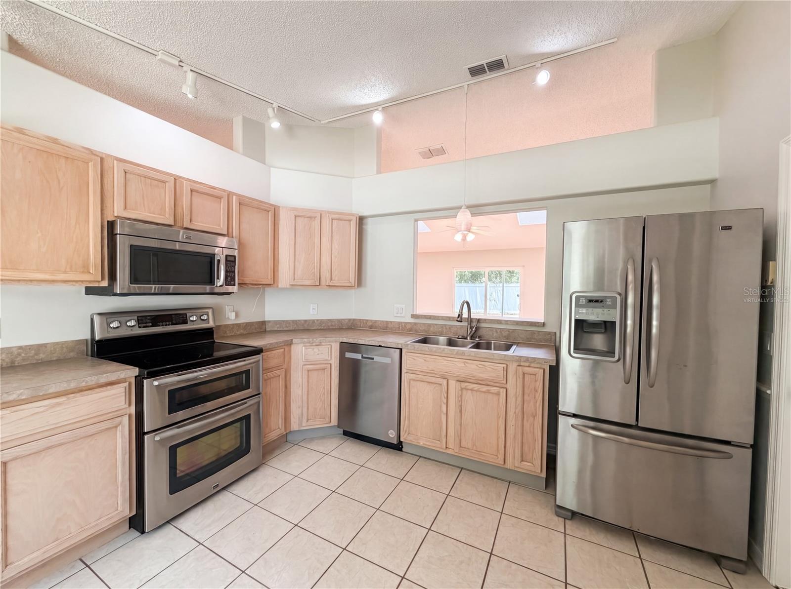 1360 WILDBERRY LN, DELTONA, FL, 32725