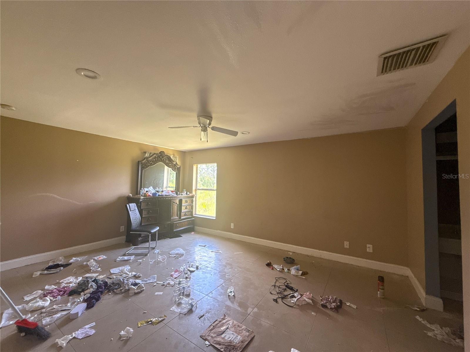954 MARILYN AVE S, LEHIGH ACRES, FL, 33974