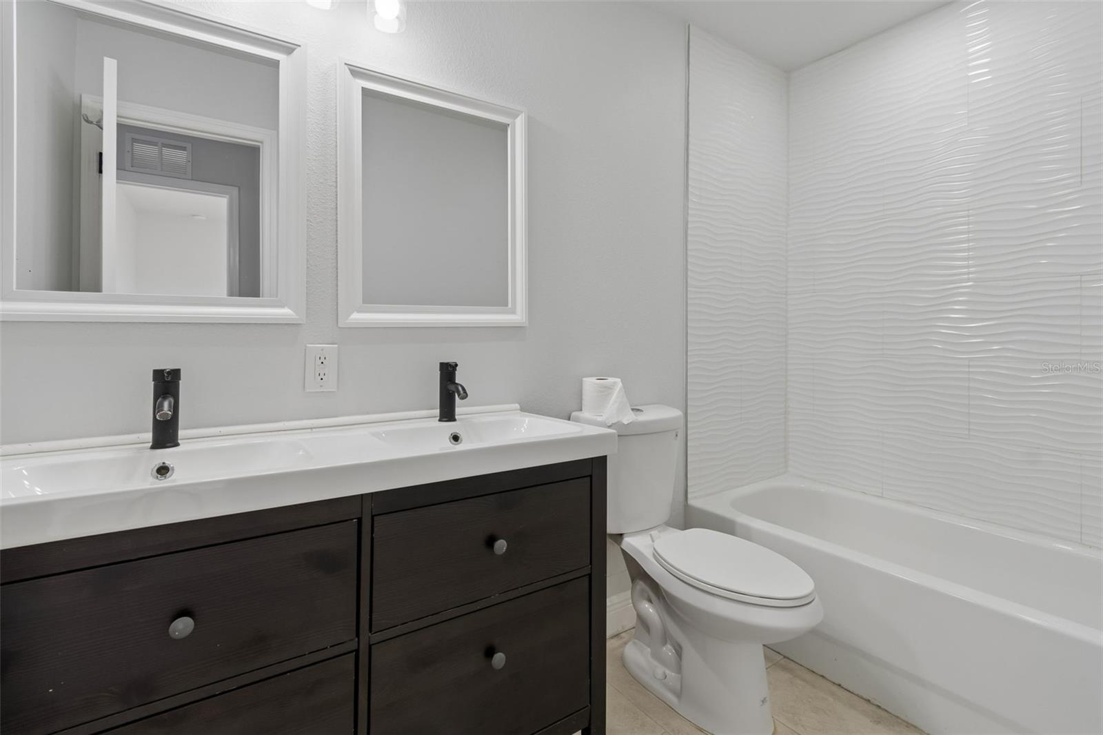 3801 MACHADO ST, TAMPA, FL, 33610