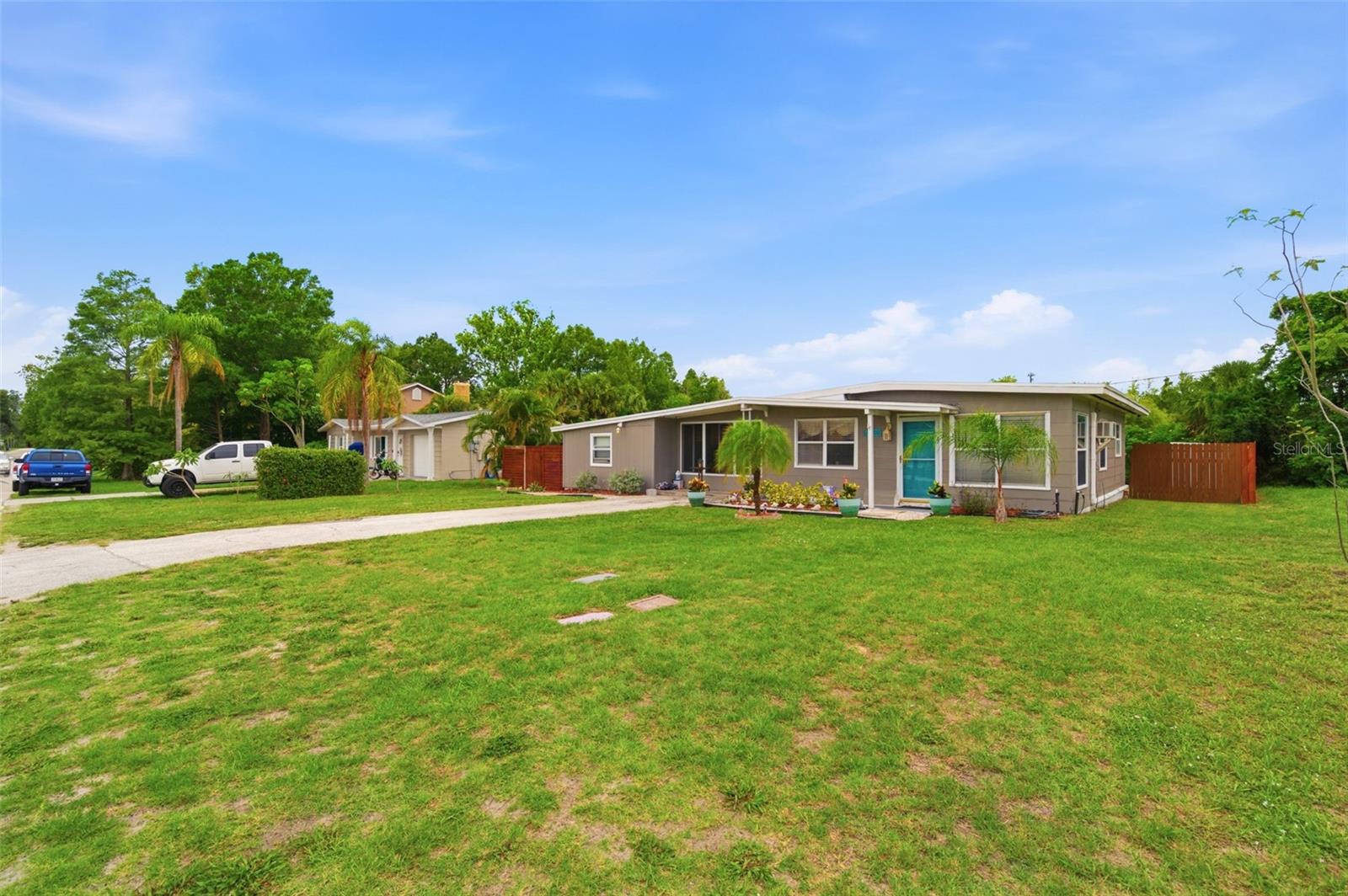 100 AVERY AVE, CRYSTAL BEACH, FL, 34681