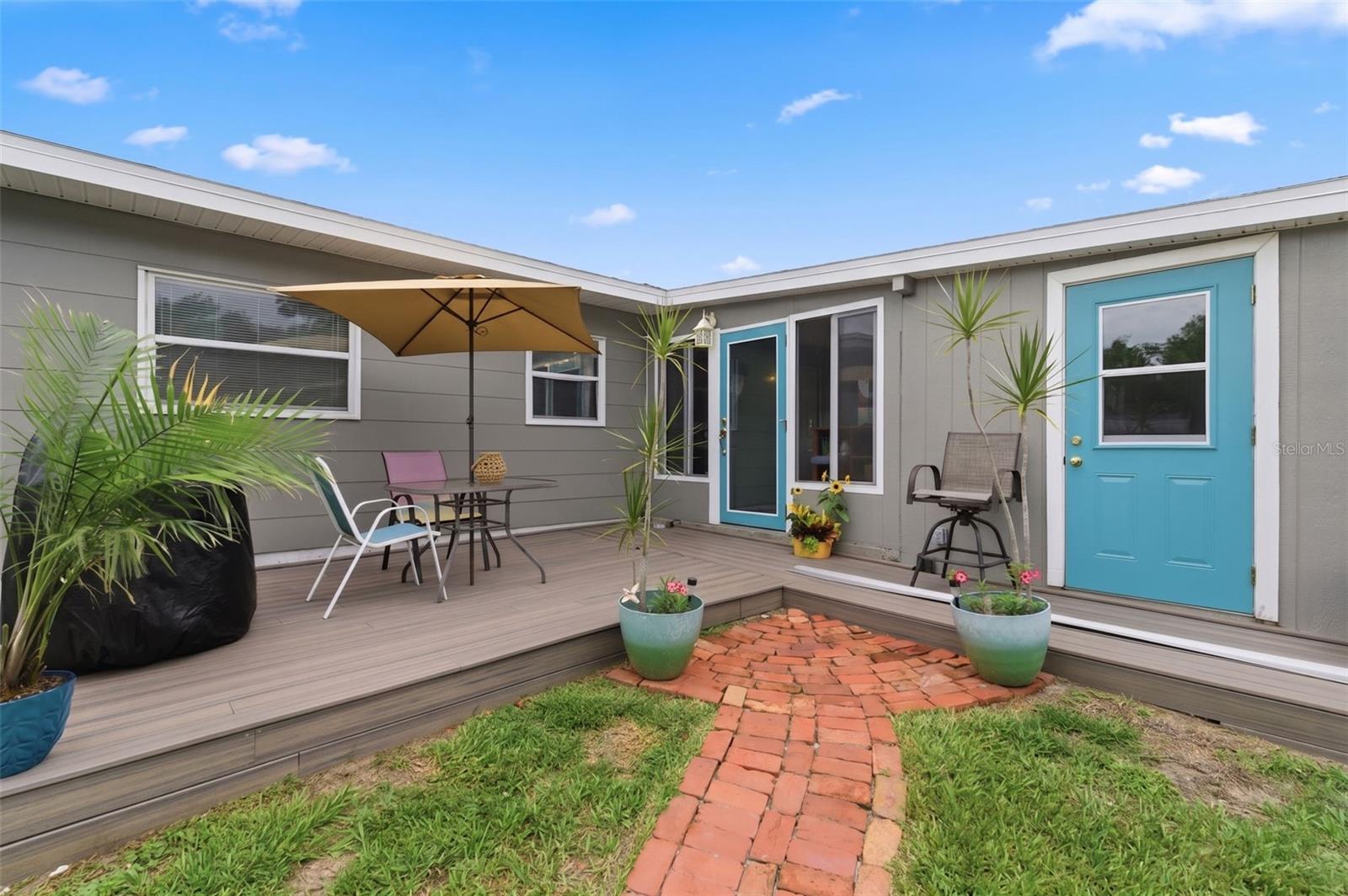 100 AVERY AVE, CRYSTAL BEACH, FL, 34681