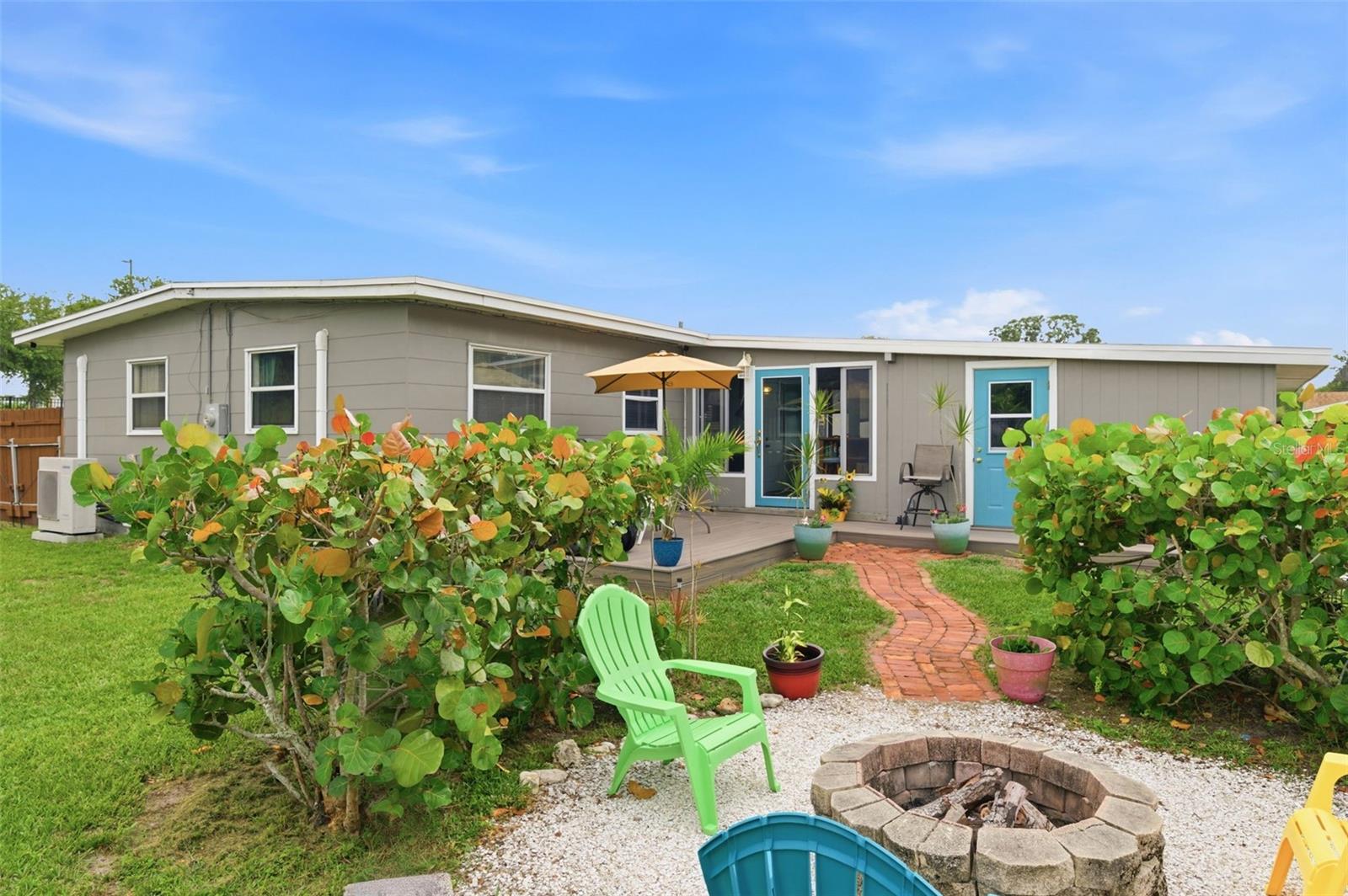 100 AVERY AVE, CRYSTAL BEACH, FL, 34681