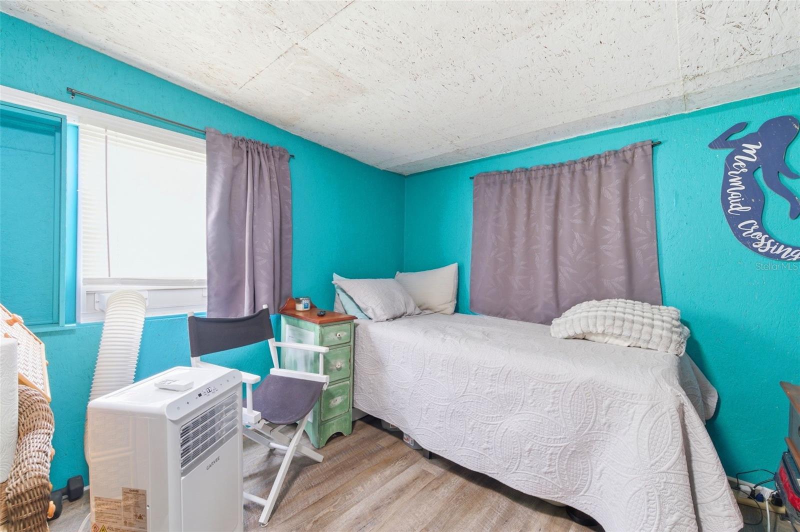 100 AVERY AVE, CRYSTAL BEACH, FL, 34681