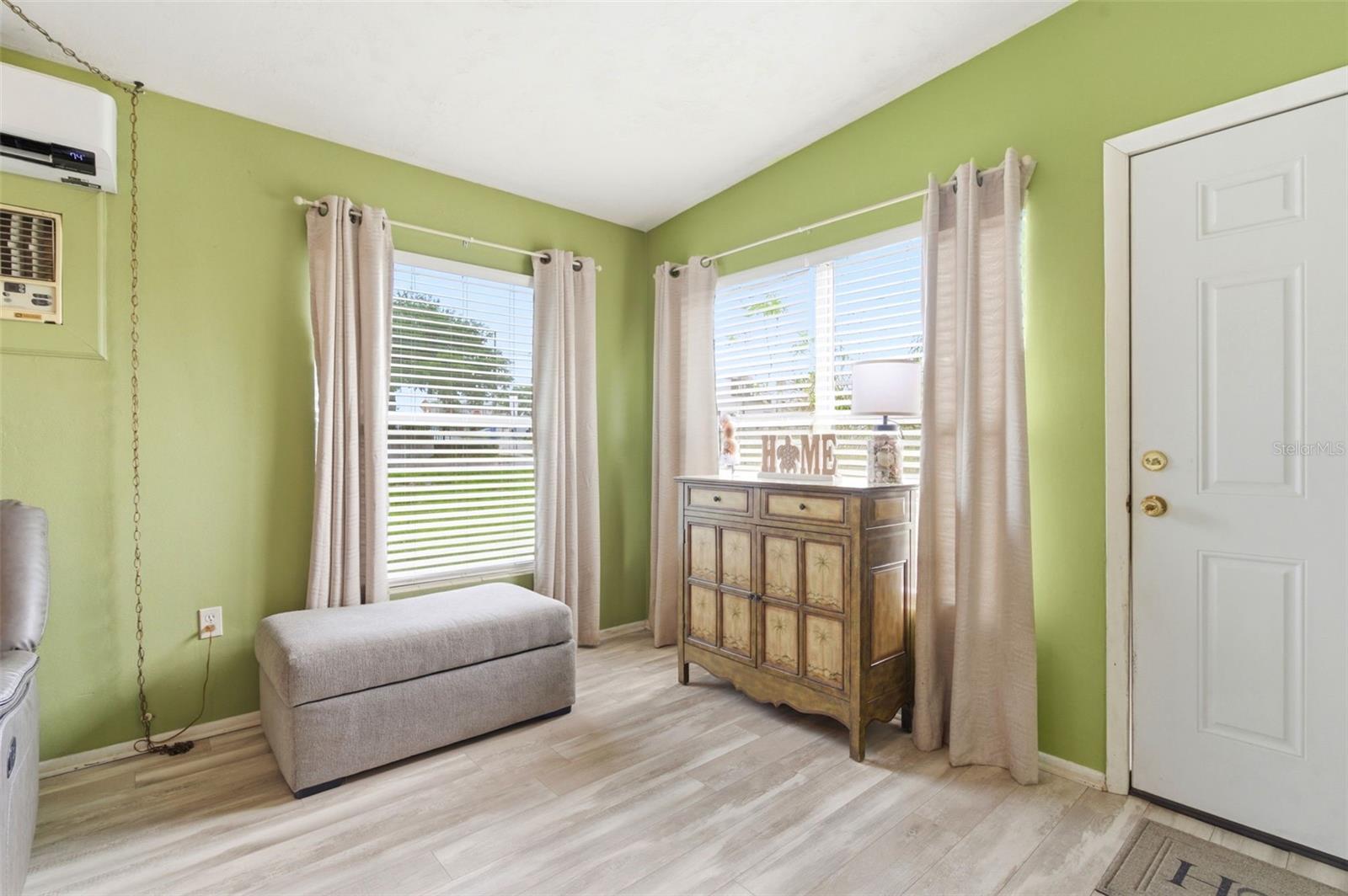 100 AVERY AVE, CRYSTAL BEACH, FL, 34681