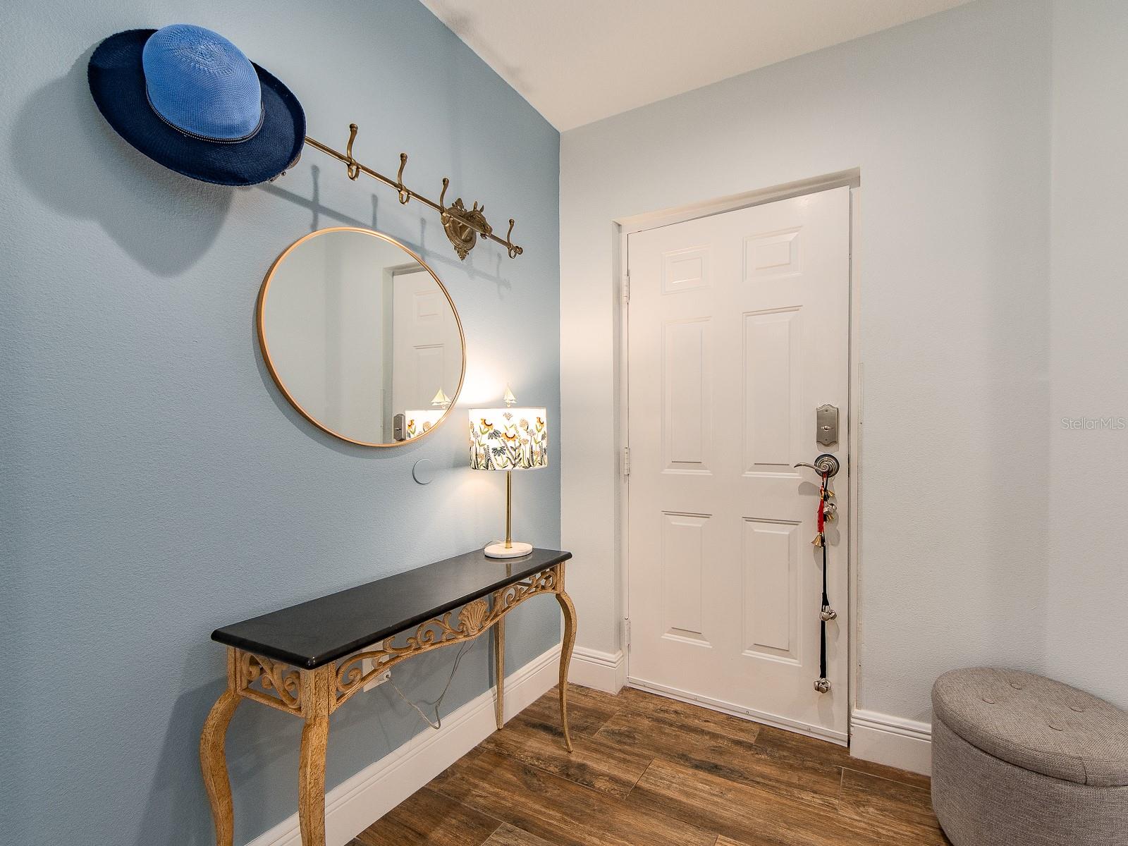 19600 GULF BLVD #102, INDIAN SHORES, FL, 33785