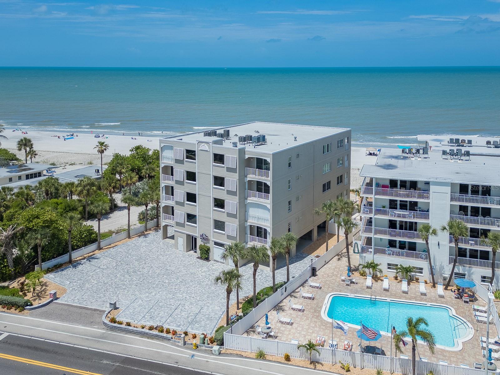 19600 GULF BLVD #102, INDIAN SHORES, FL, 33785