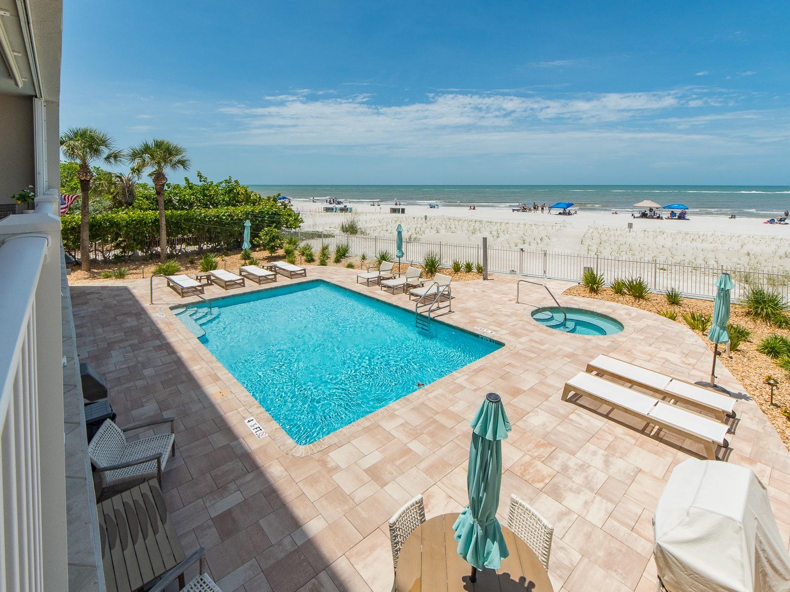 19600 GULF BLVD #102, INDIAN SHORES, FL, 33785