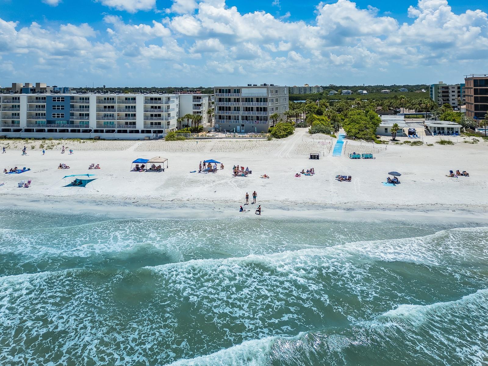 19600 GULF BLVD #102, INDIAN SHORES, FL, 33785