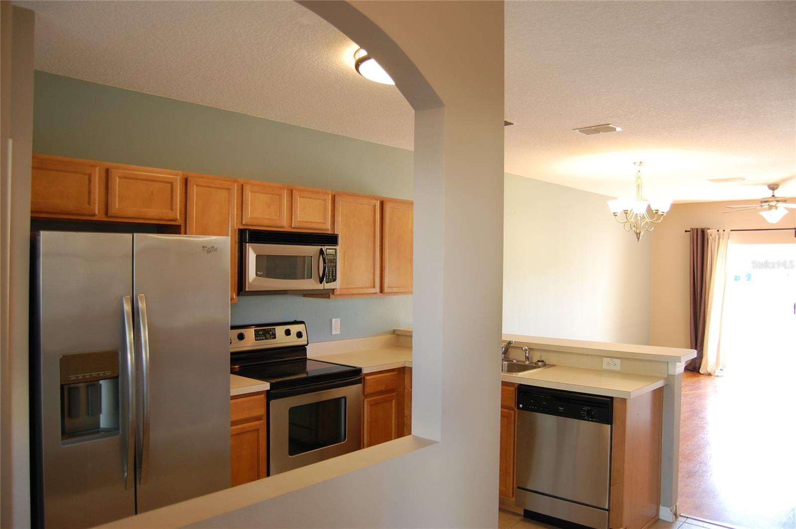 423 WILTON CIR, SANFORD, FL, 32773