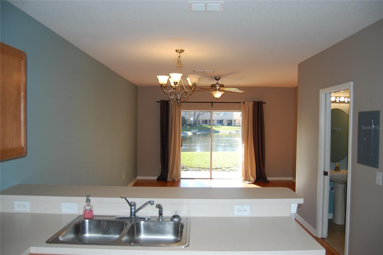 423 WILTON CIR, SANFORD, FL, 32773