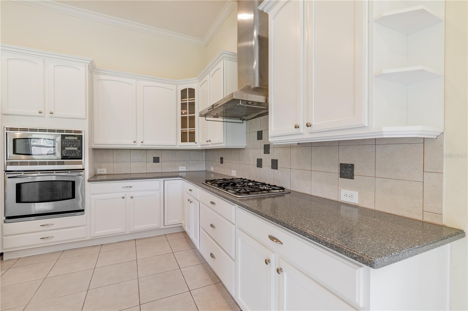 2718 KNIGHTSBRIDGE RD, CLERMONT, FL, 34711
