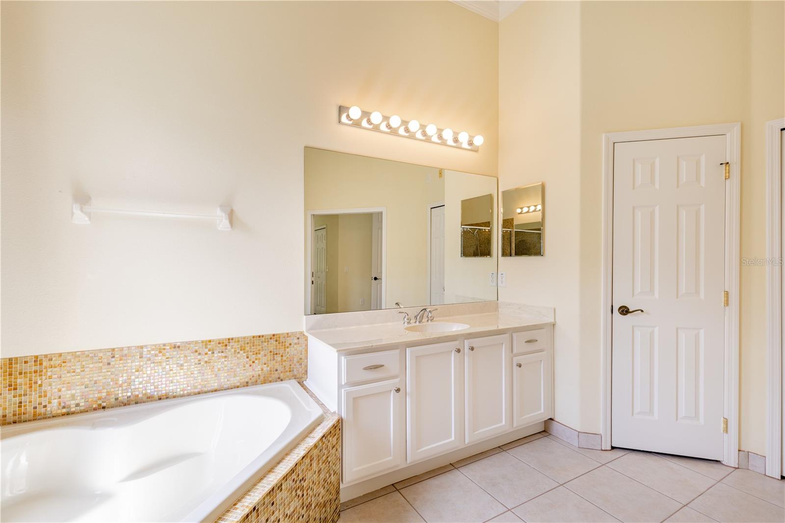 2718 KNIGHTSBRIDGE RD, CLERMONT, FL, 34711